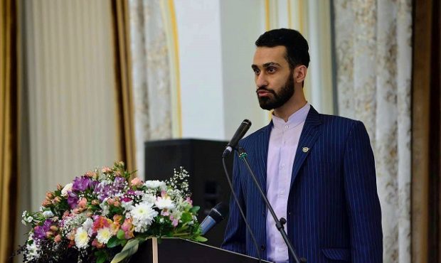 نخبه ای قهرمان دو دنیا غواصی و خلبانی نخبه ای قهرمان دو دنیا غواصی و خلبانی